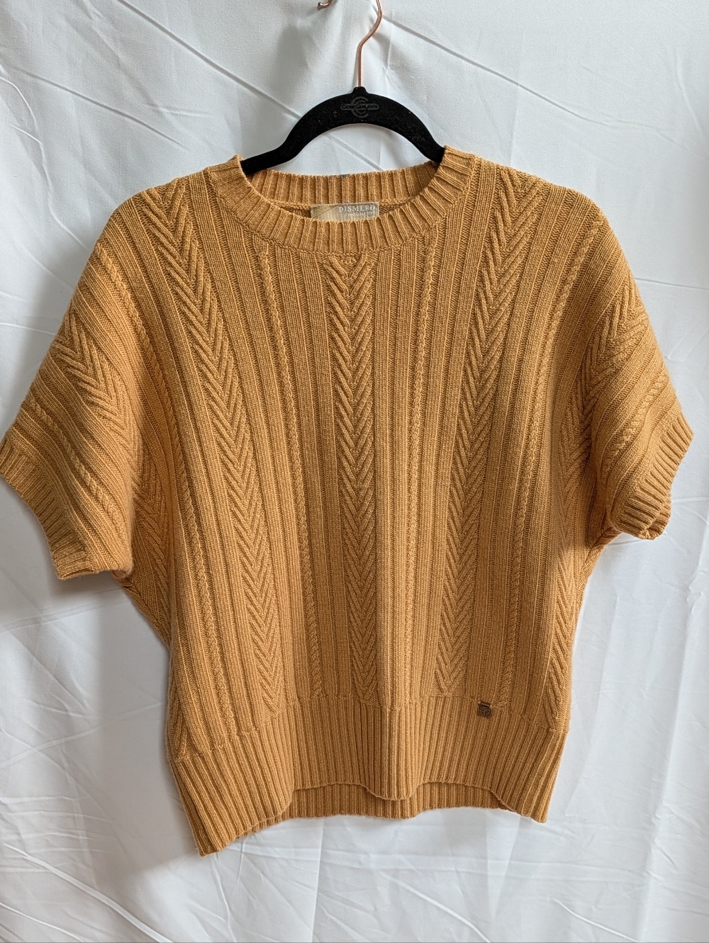 Short-Sleeve Cable Knit Crewneck Sweater - Mustard